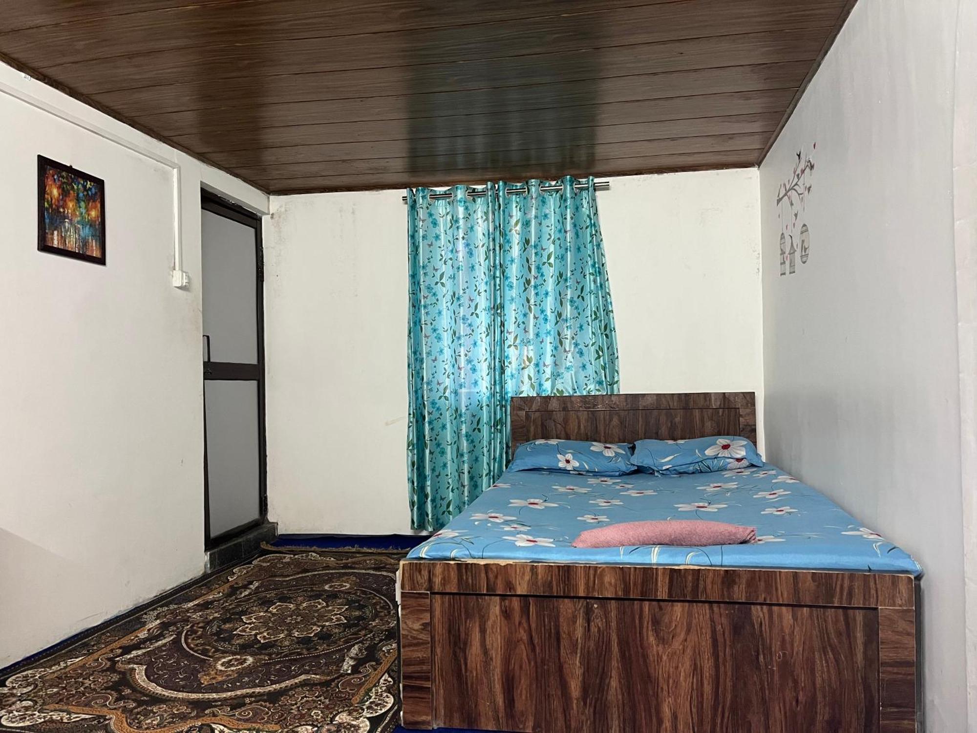 Pradhan Homestay Mirik - Homestay Beside Mirik Lake Exterior photo